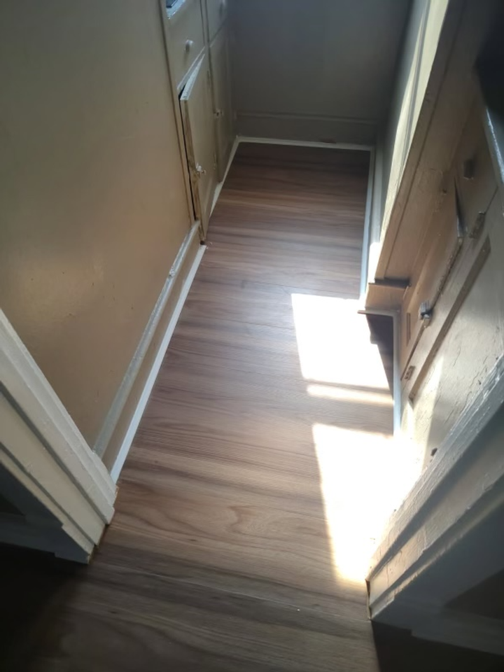 2445 N 39th St - Photo 4 of 10