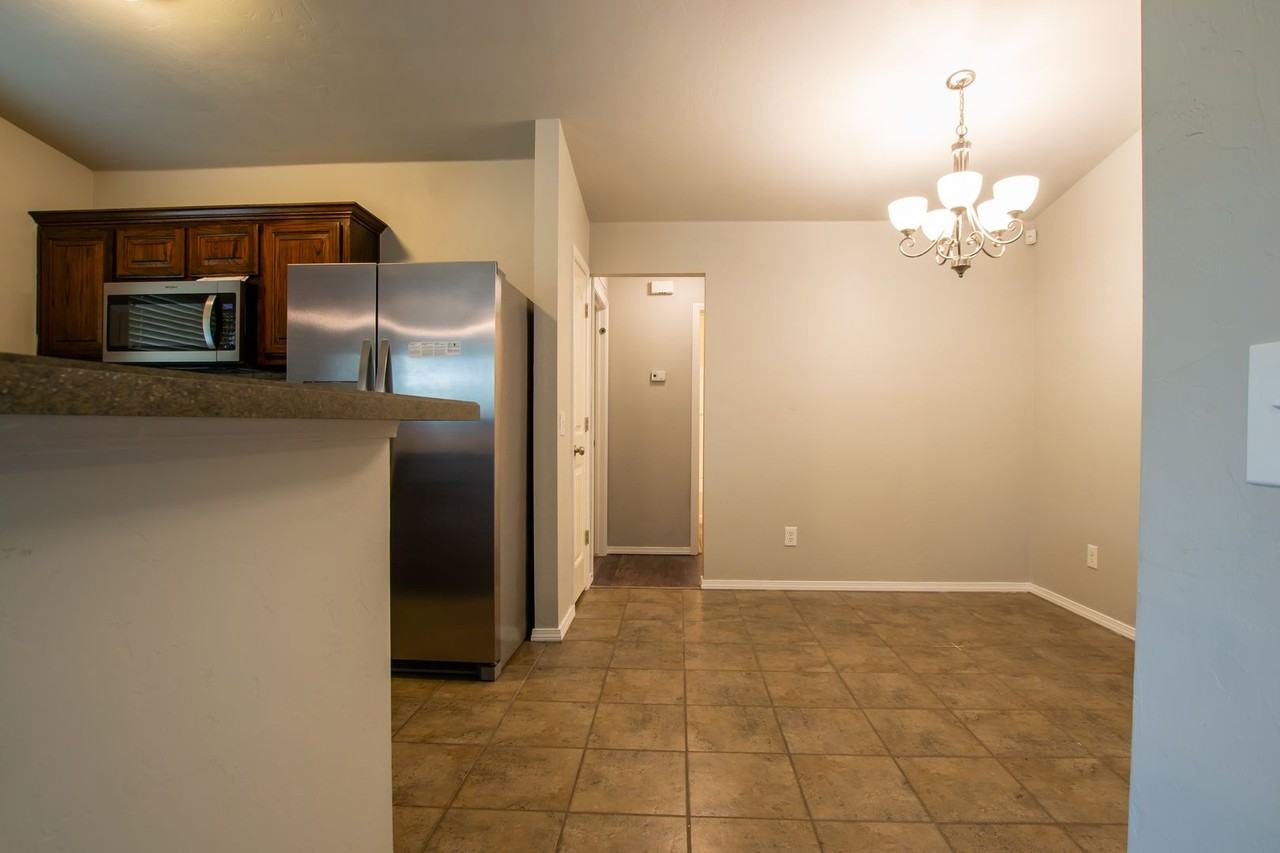 15316 Nightshade Dr - Photo 7 of 31