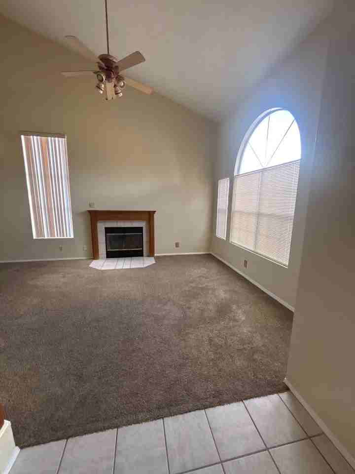 2341 Wheeler Peak Dr Ne - Photo 4 of 26