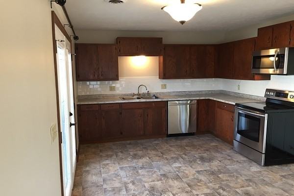 2410 Charolais Ln - Photo 5 of 17
