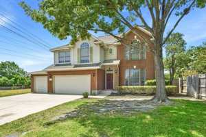 featured image of 2033 Creole Dr