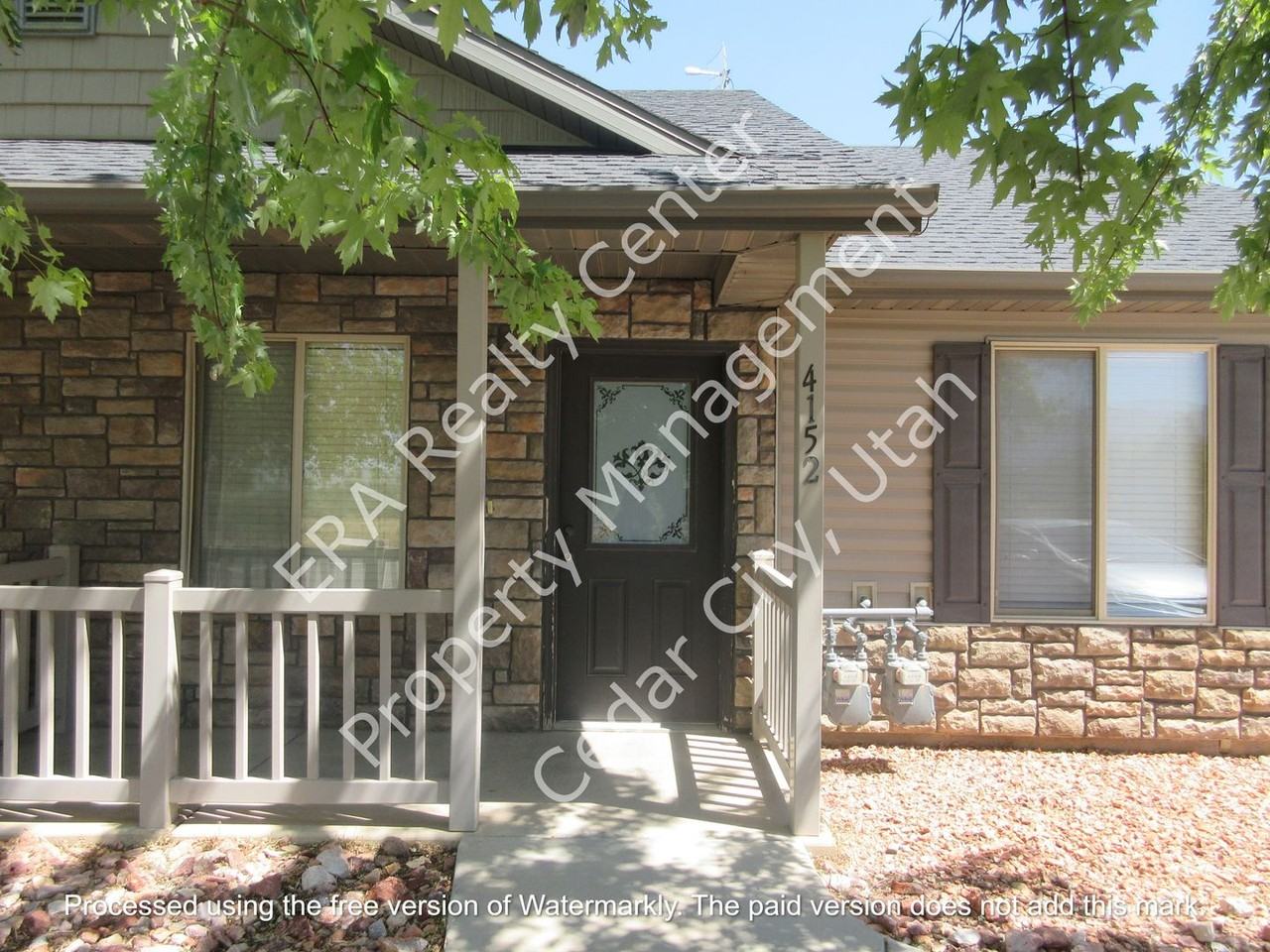 4152 W 25 N - Photo 3 of 13