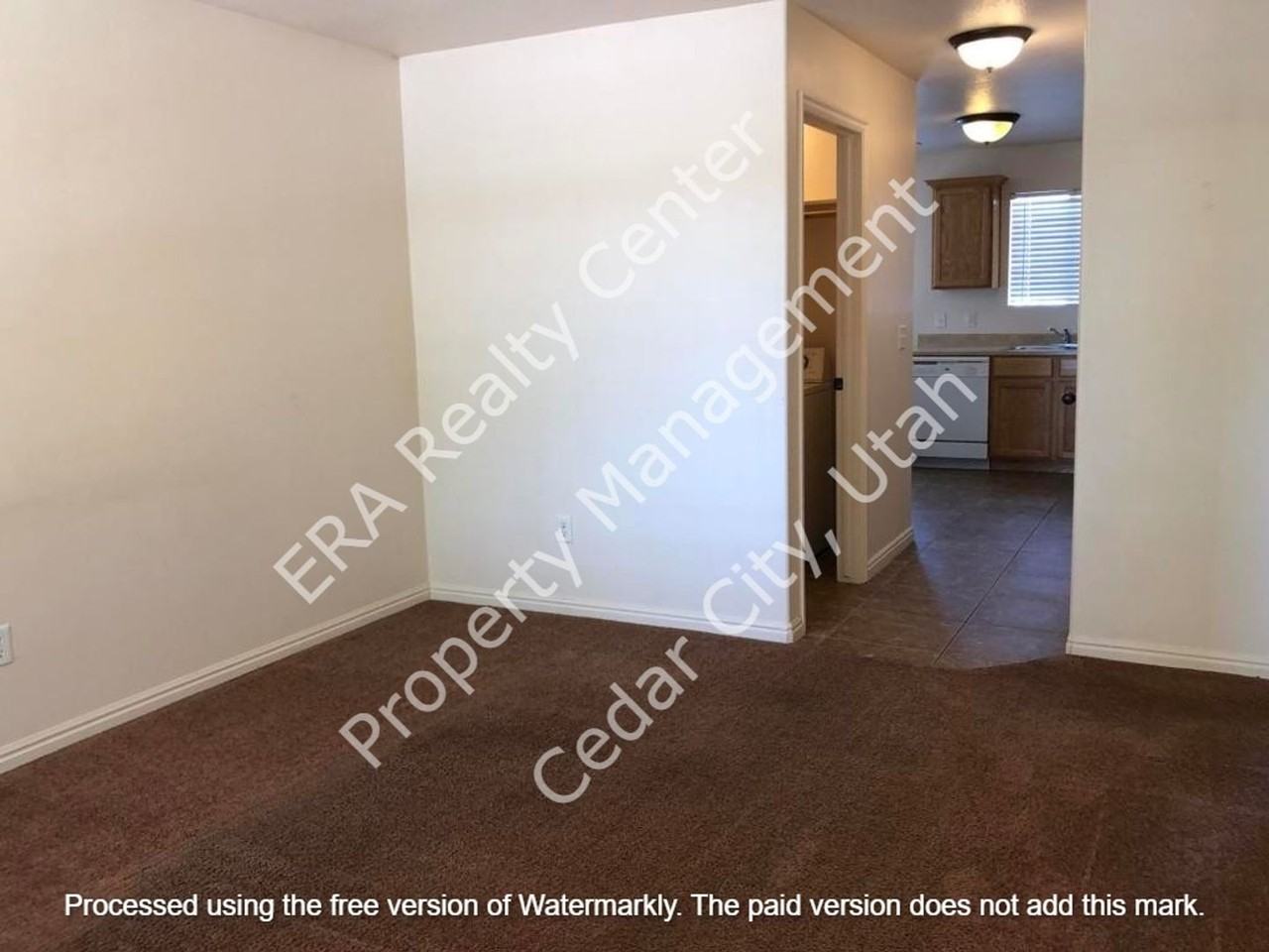 4152 W 25 N - Photo 5 of 13