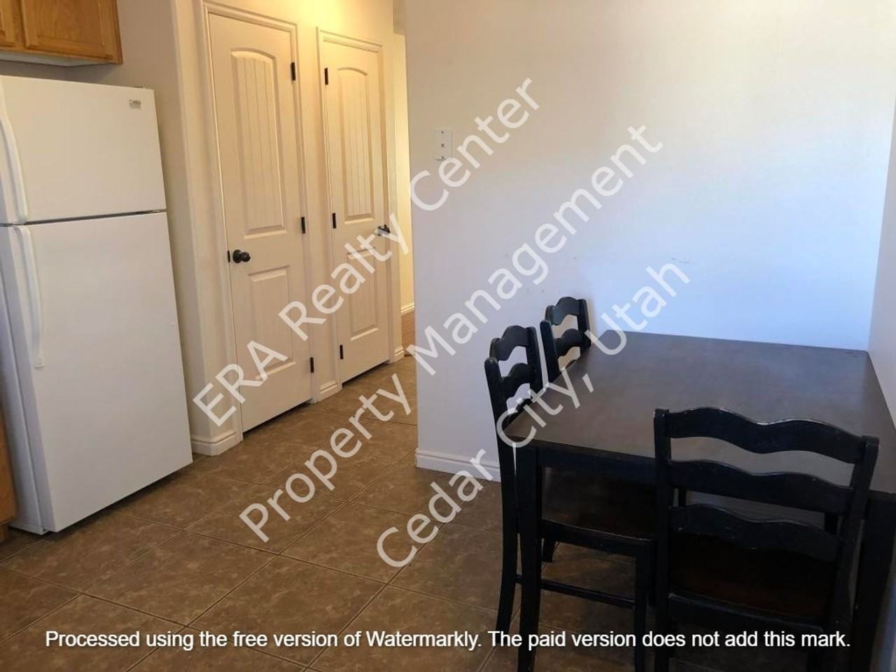 4152 W 25 N - Photo 6 of 13
