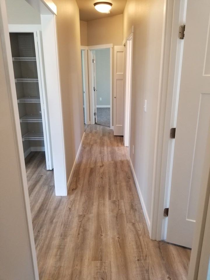 2510 Kulshan St - Photo 5 of 20