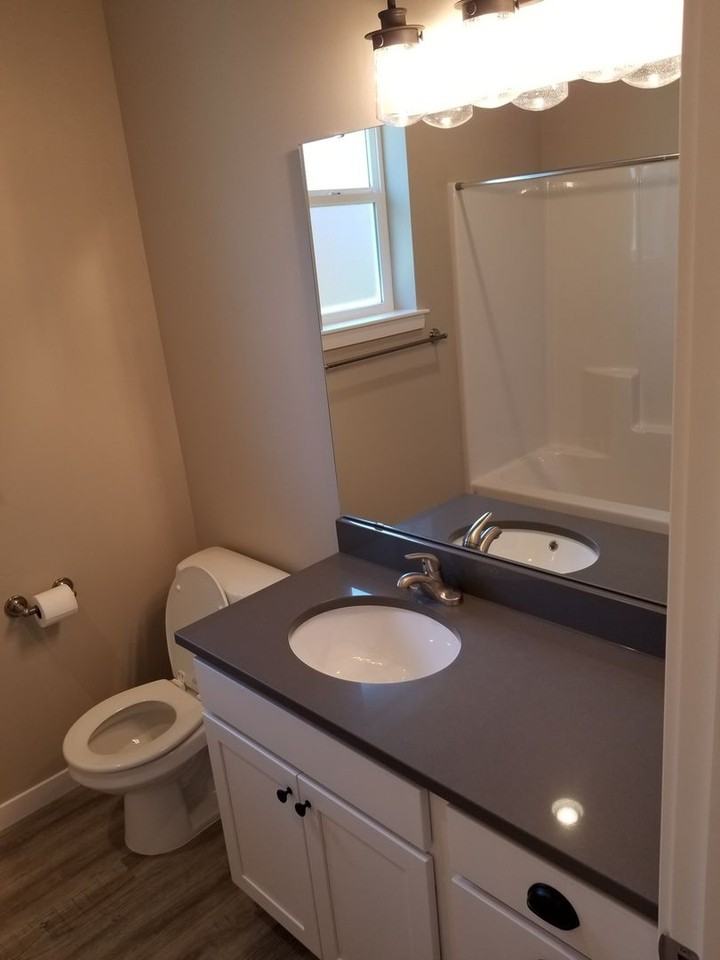 2510 Kulshan St - Photo 6 of 20