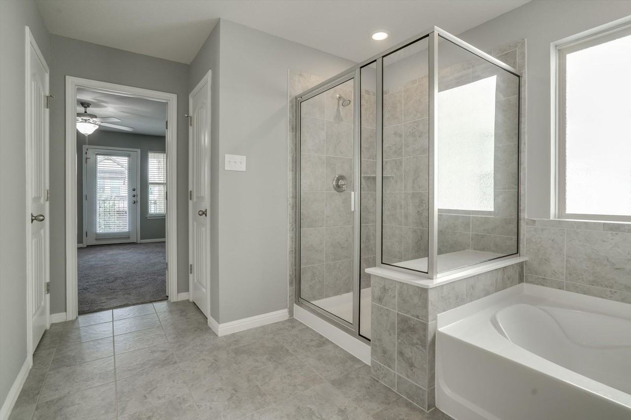 177 Diamond Point Dr - Photo 4 of 21
