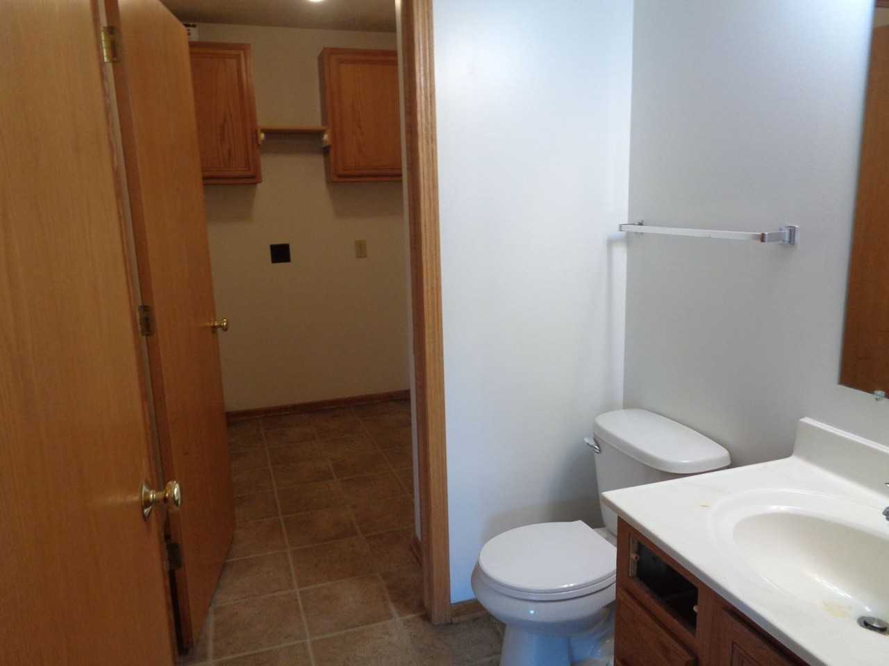 5418 W Redberry Ln - Photo 3 of 8