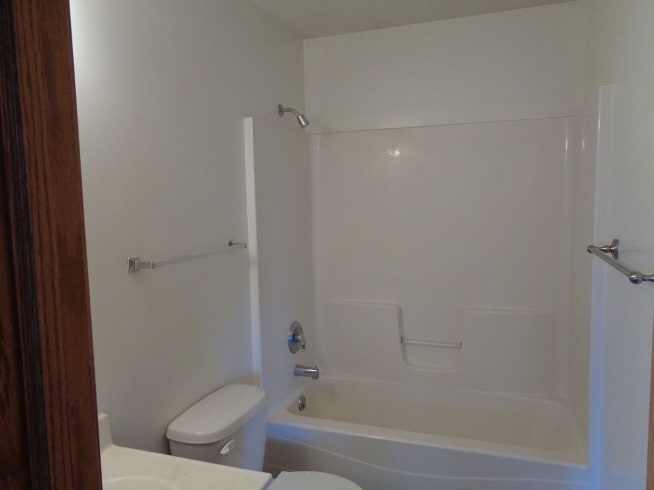 5418 W Redberry Ln - Photo 6 of 8