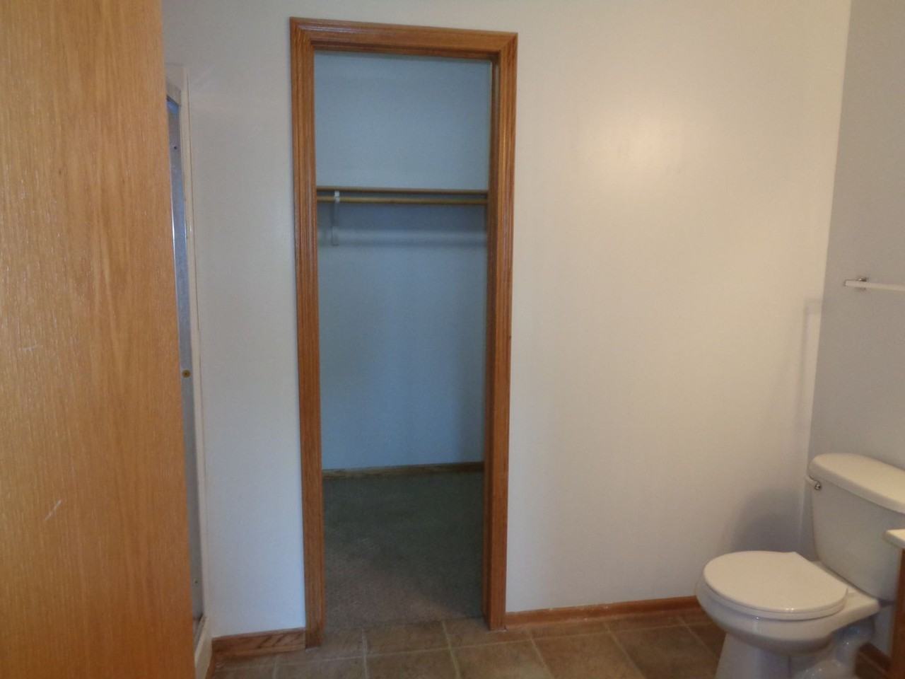 5418 W Redberry Ln - Photo 7 of 8