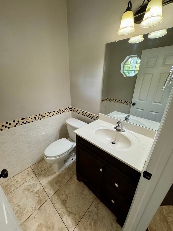 5978 Mccotter Rd - Photo 6 of 50