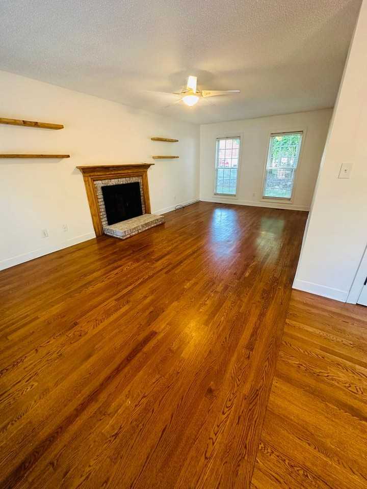 4919 Sarah Hall Ln - Photo 4 of 20