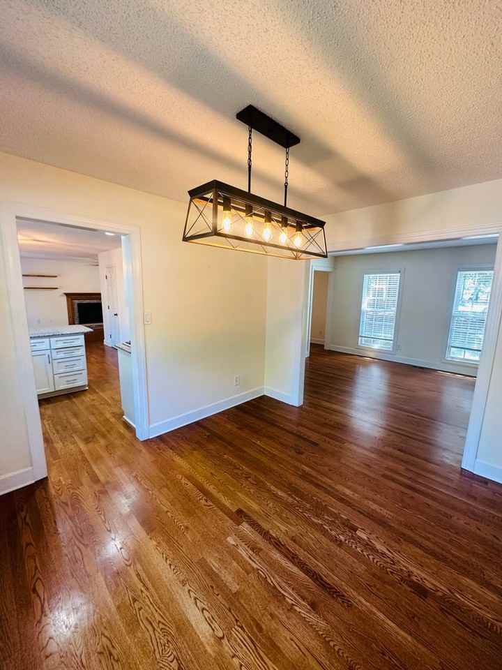 4919 Sarah Hall Ln - Photo 5 of 20