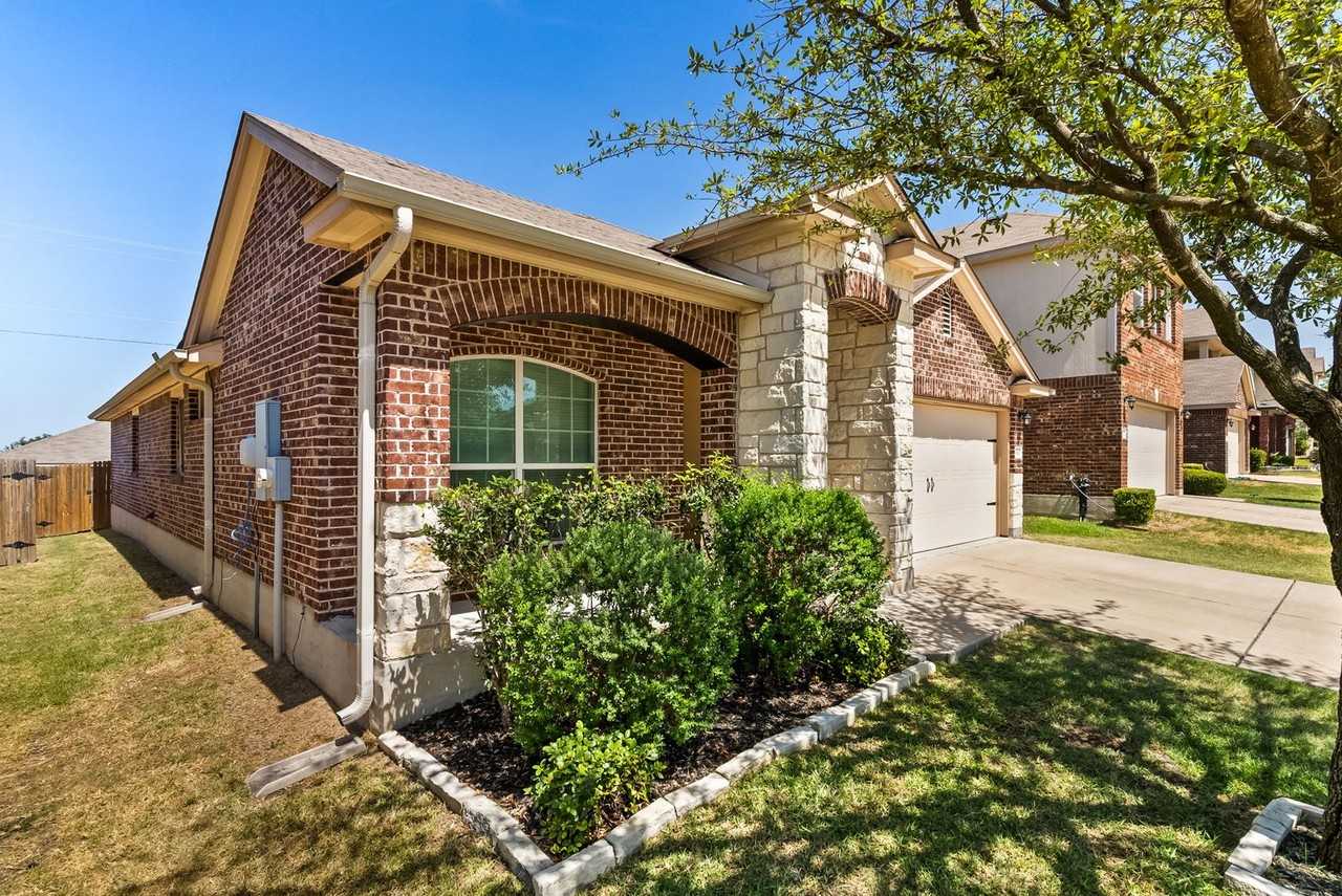 9510 Shimla Dr - Photo 2 of 15