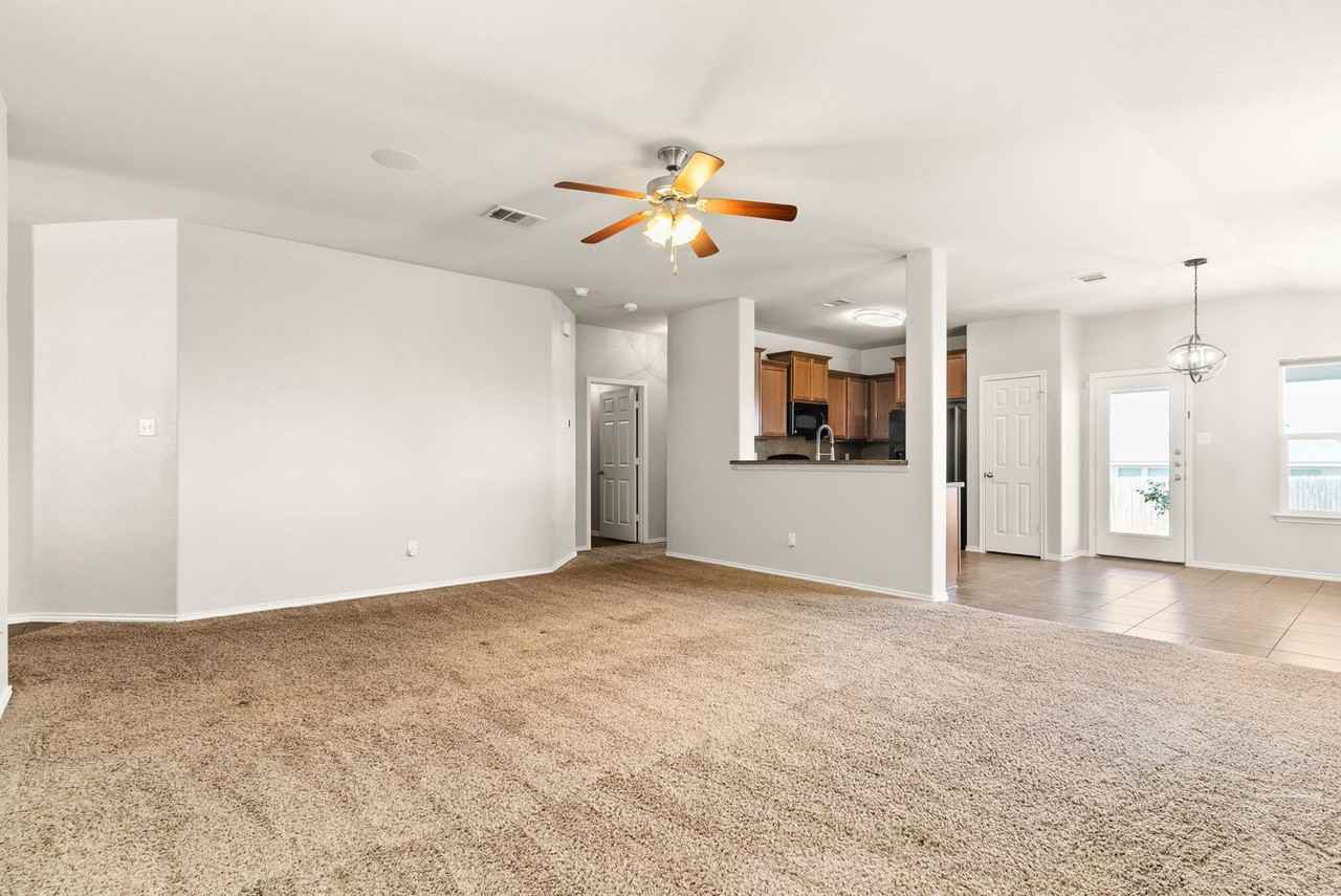 9510 Shimla Dr - Photo 3 of 15