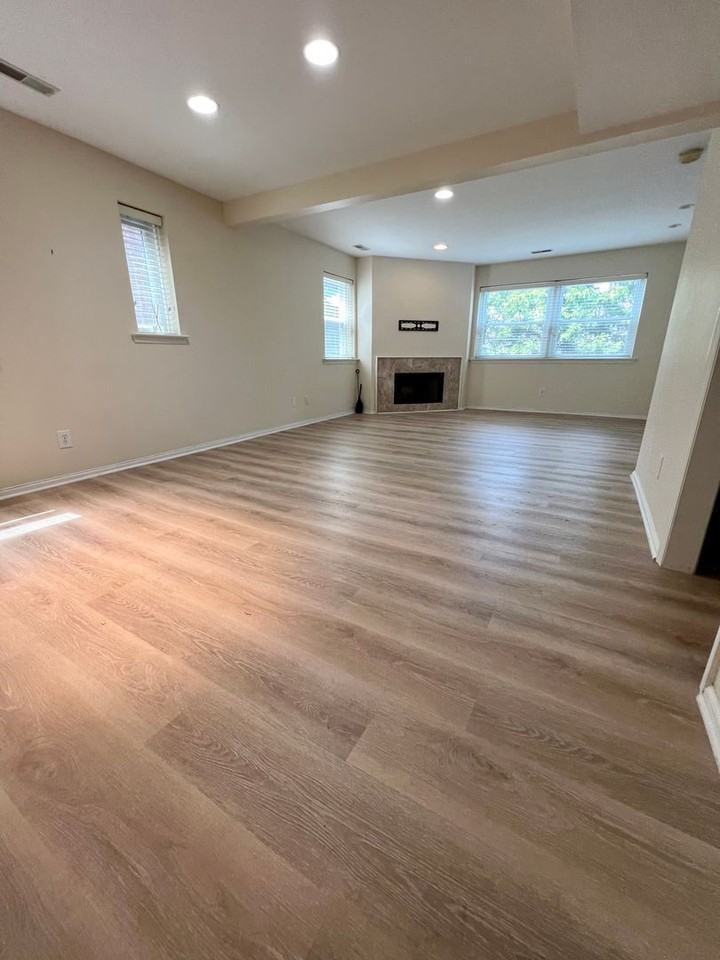 237 Montgomery Ave #2N - Photo 2 of 13