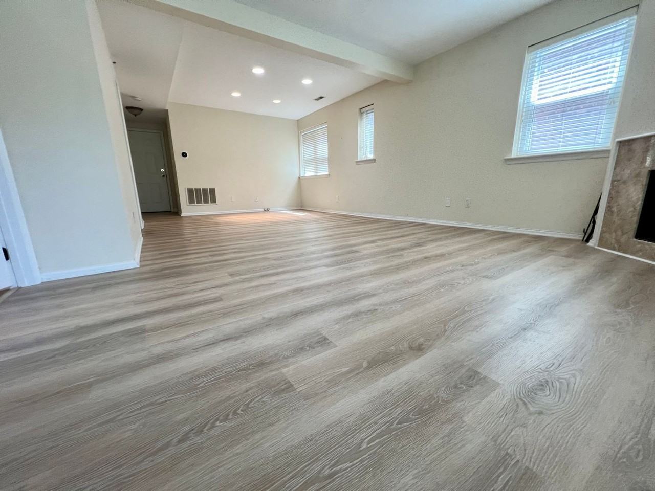 237 Montgomery Ave #2N - Photo 5 of 13