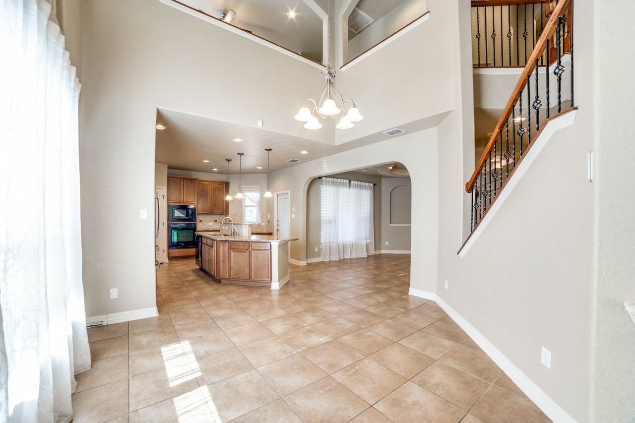 12602 Emmett Grv - Photo 7 of 28