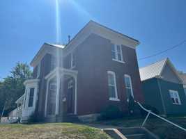 featured image of 1326 Oak St