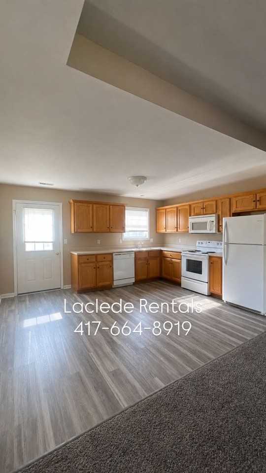 2132 Cedarwood Ct - Photo 4 of 12