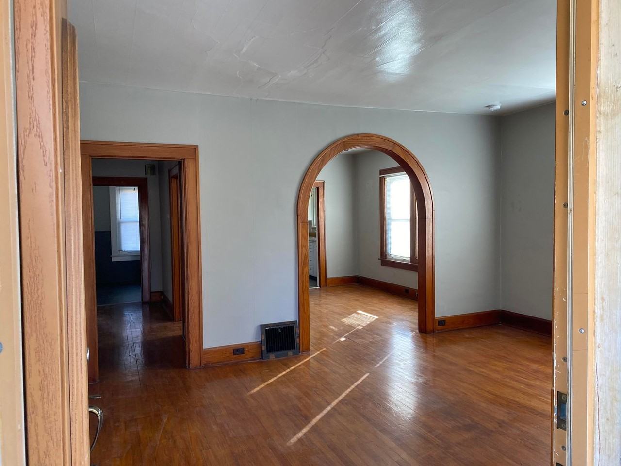 1704 Pacific St - Photo 7 of 18