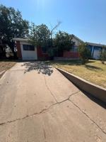 featured image of 302 N Forest St