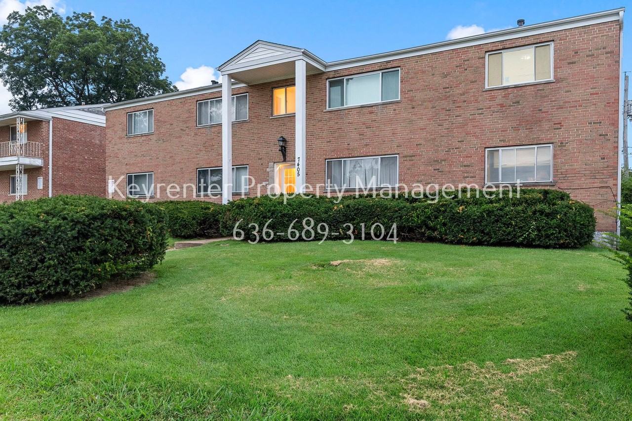 7405 Olian Dr - Photo 2 of 23