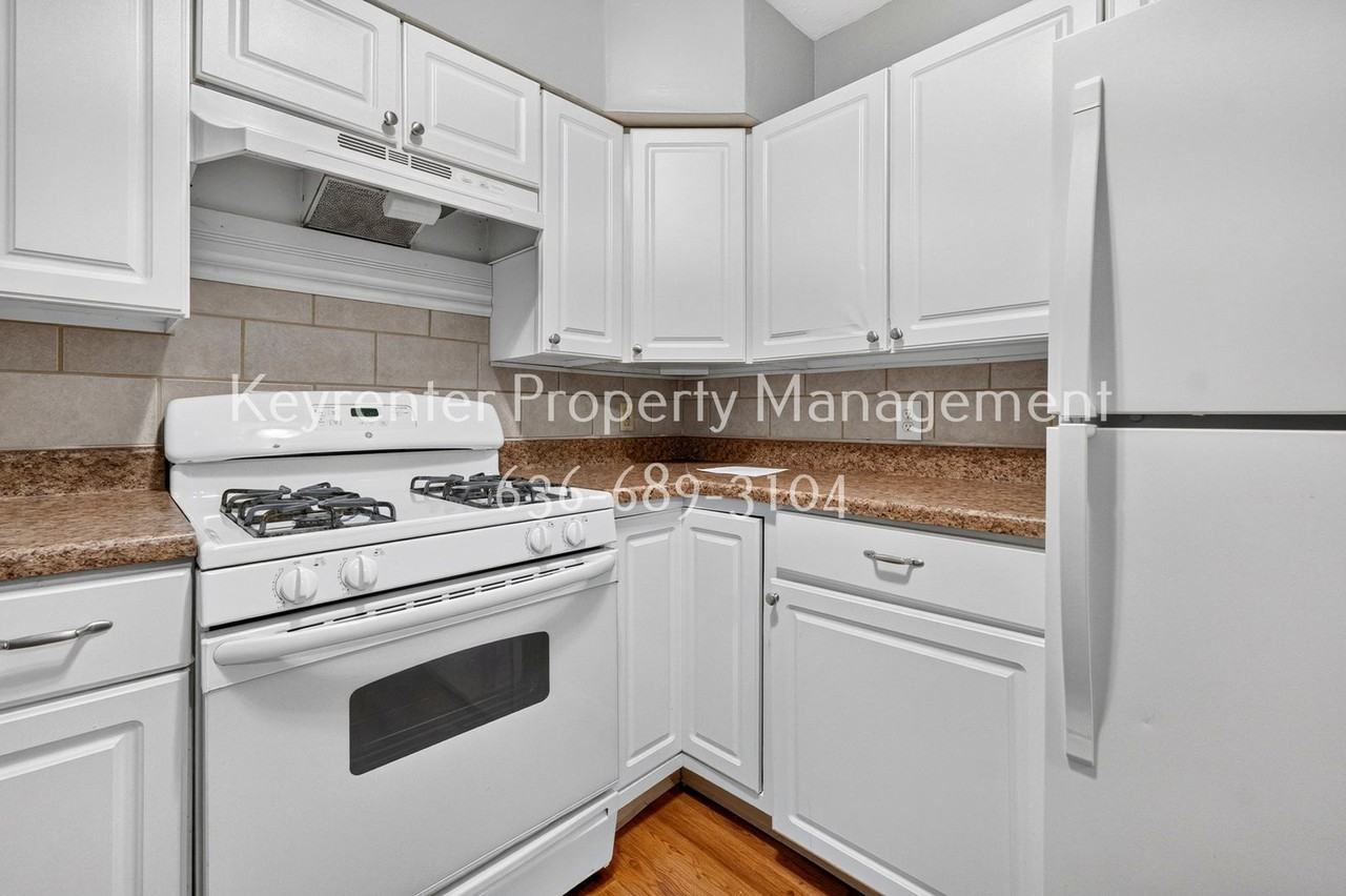 7405 Olian Dr - Photo 5 of 23