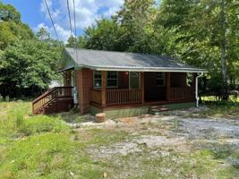 featured image of 207 Smith Ct