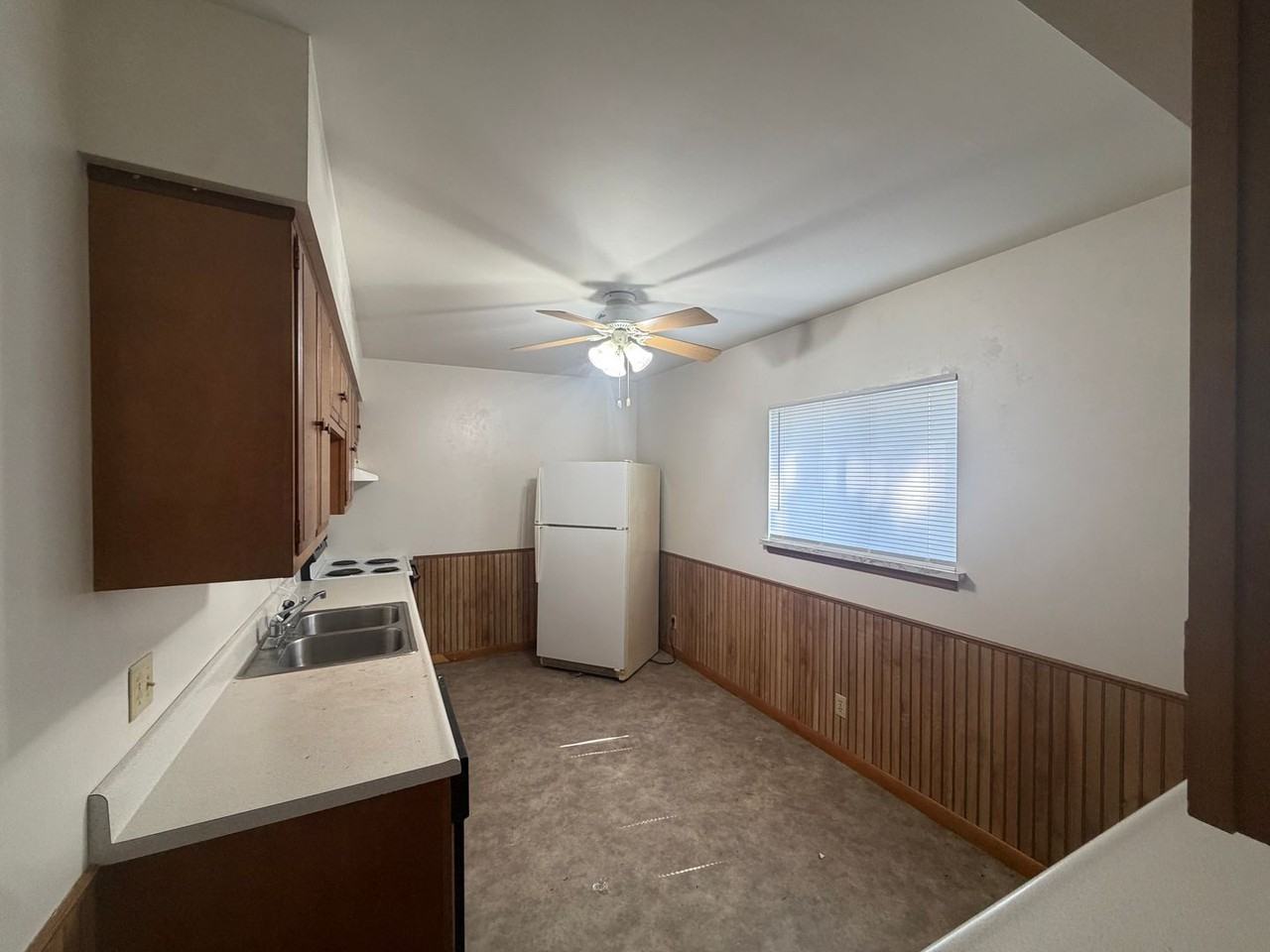 Riverview Apartments - Photo 3 of 12