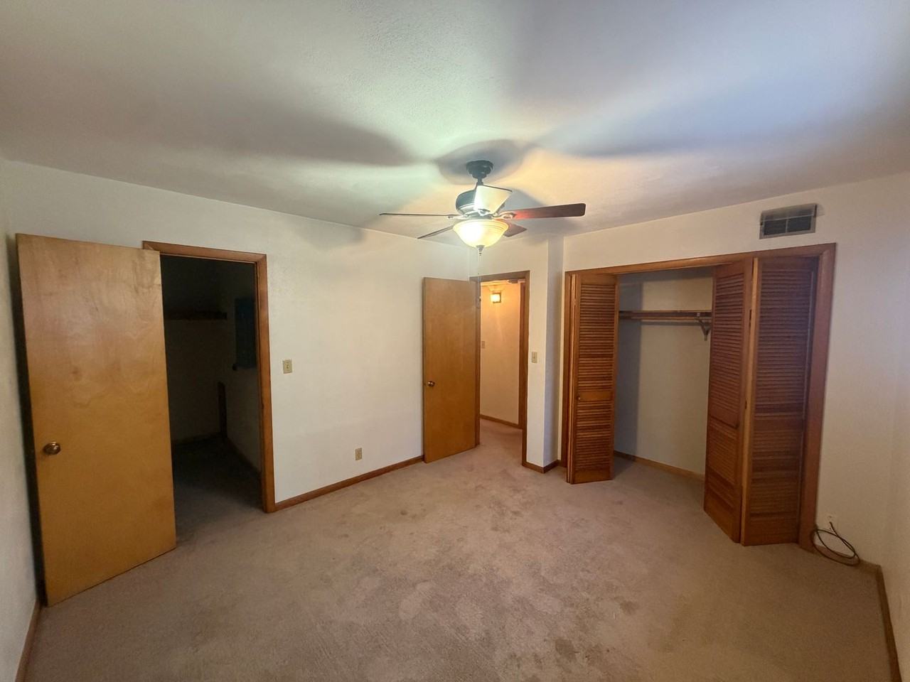 Riverview Apartments - Photo 4 of 12
