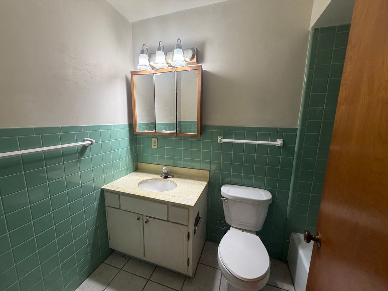 Riverview Apartments - Photo 6 of 12