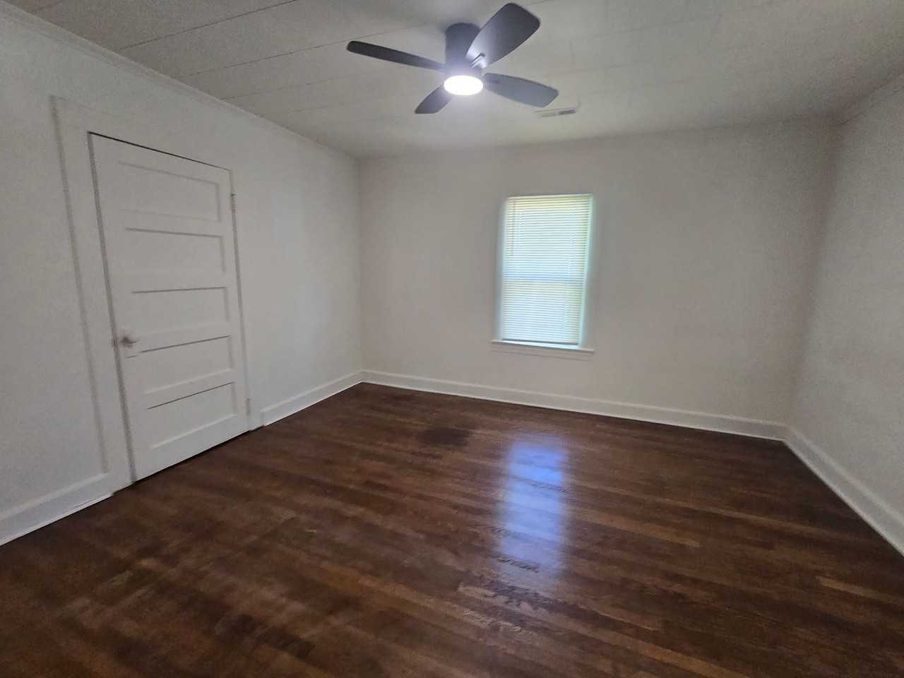326 Pickett Pl - Photo 6 of 14