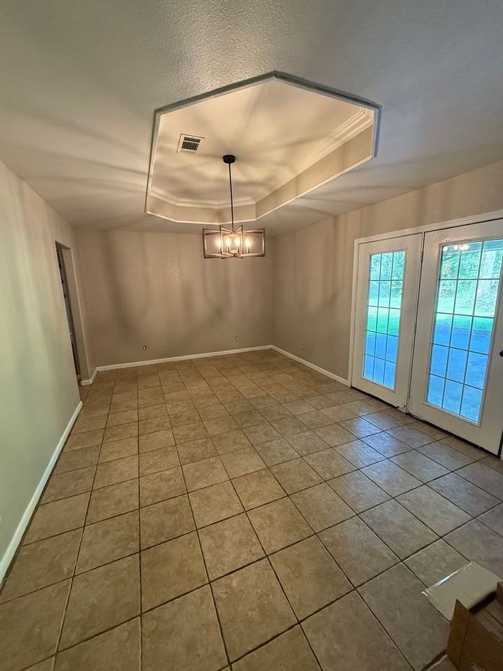 3628 Carpenter Rd - Photo 2 of 9