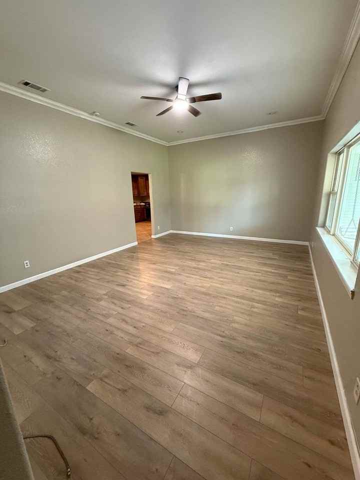 3628 Carpenter Rd - Photo 6 of 9