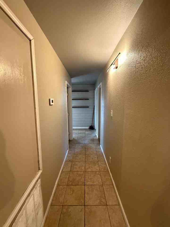 3628 Carpenter Rd - Photo 7 of 9