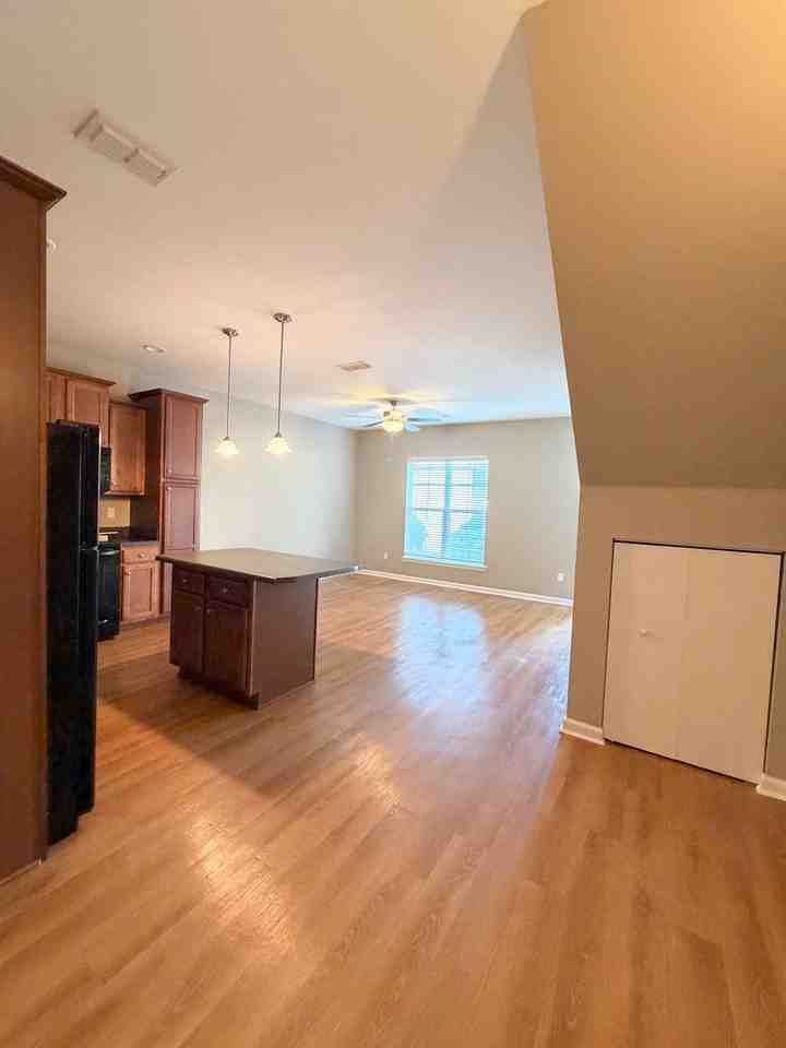 2017 Tyson Green Ave #202 - Photo 7 of 24