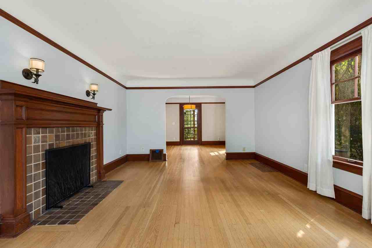 1513 N Dorothy Pl - Photo 5 of 28