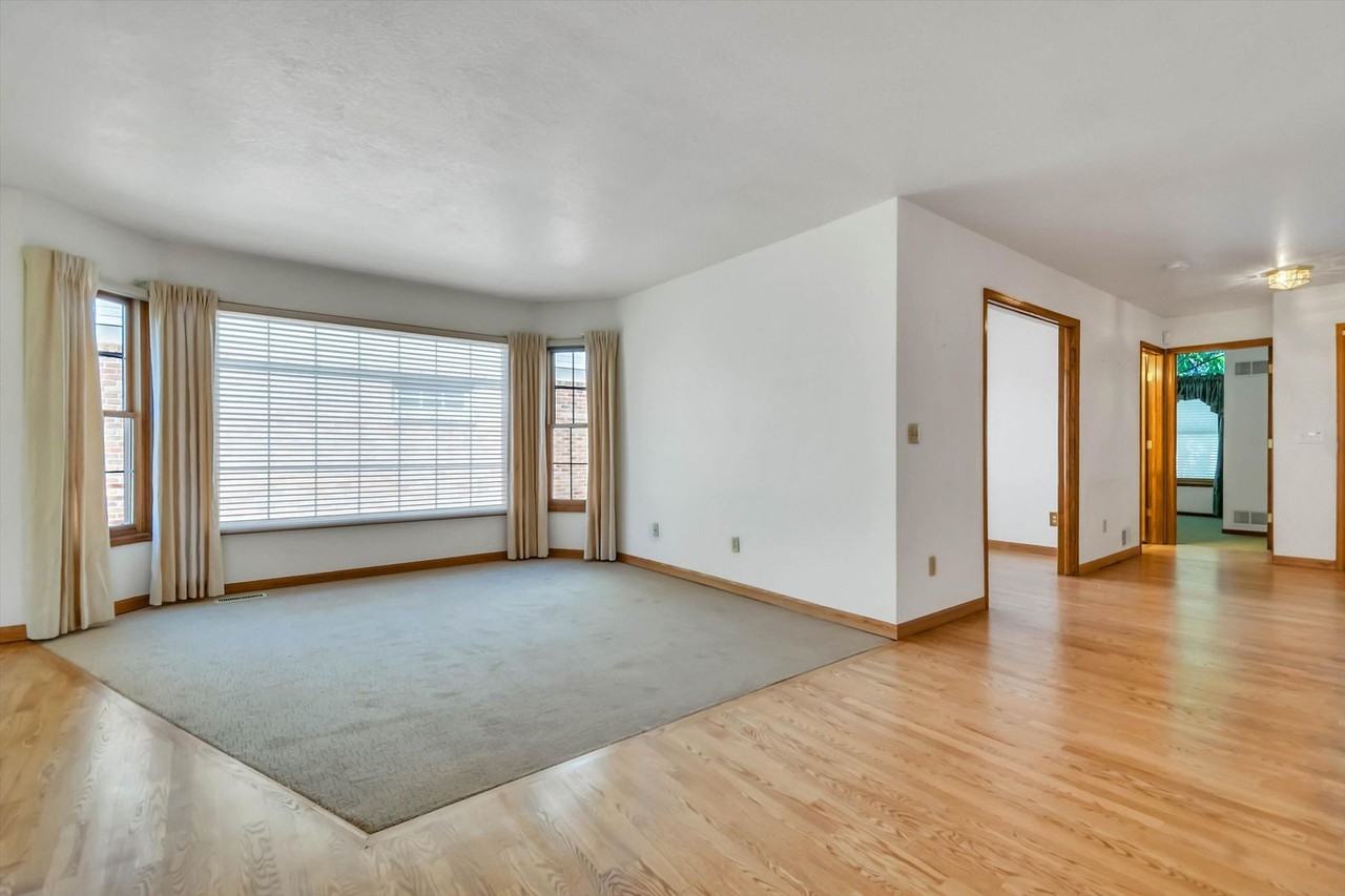 4834 W 93rd Ave - Photo 4 of 29