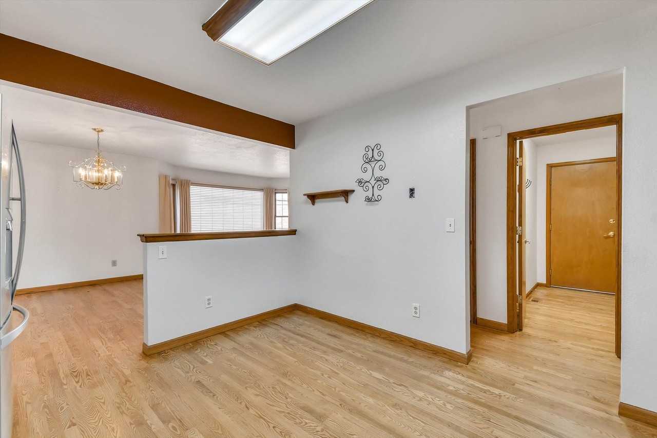 4834 W 93rd Ave - Photo 5 of 29