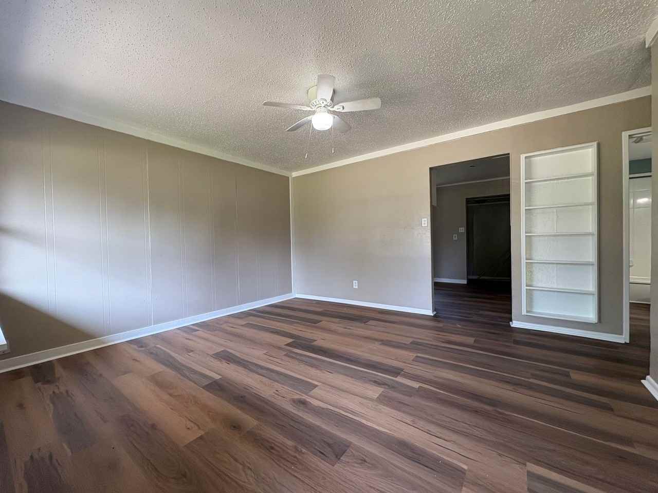 3044 Amherst St - Photo 3 of 15