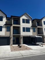 403 E Levengrove Dr - Photo 1 of 1