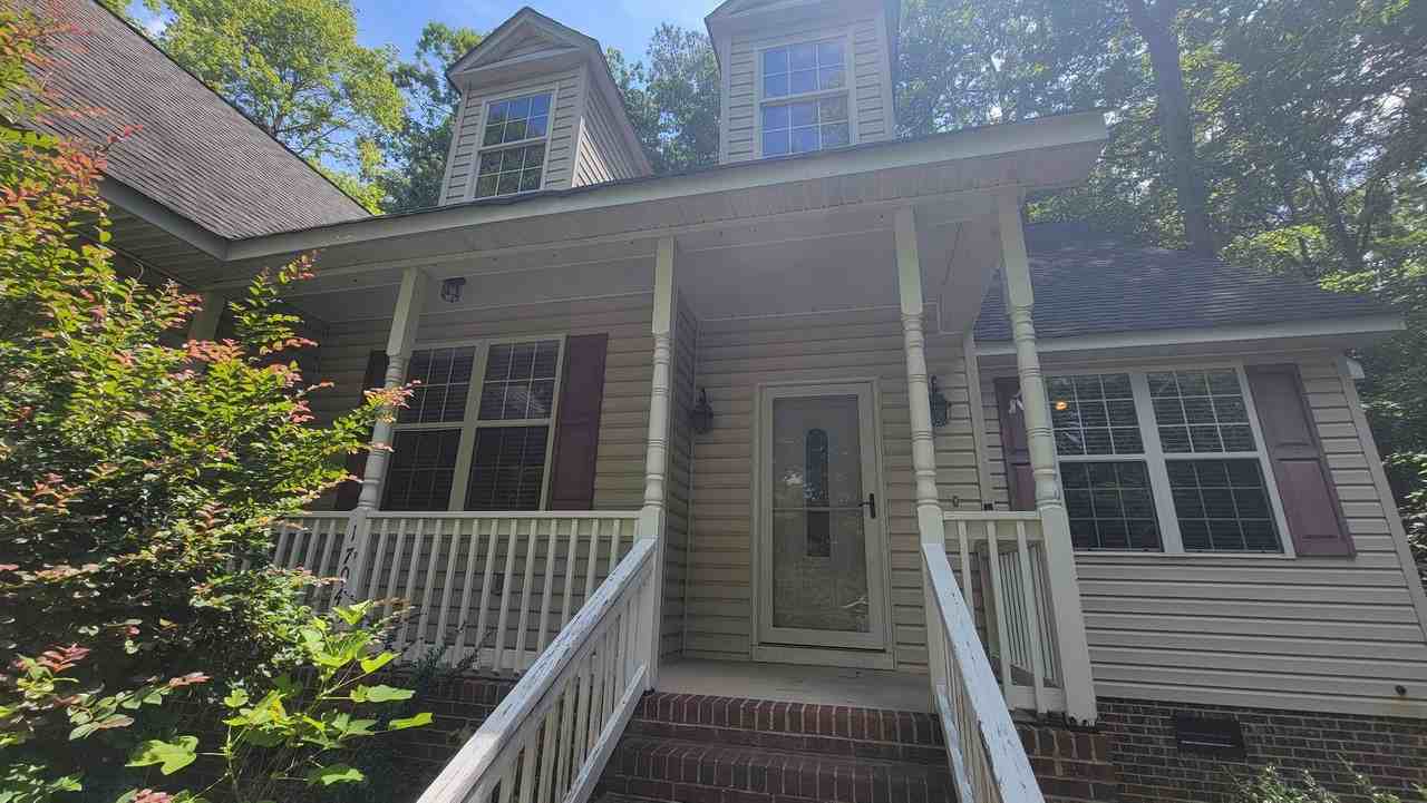 1704 Irish Blvd - Photo 2 of 9