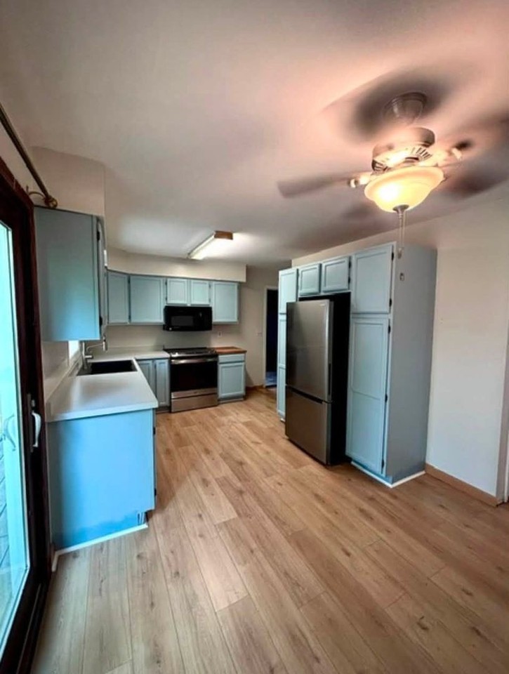 310 3rd St Ne - Photo 5 of 14