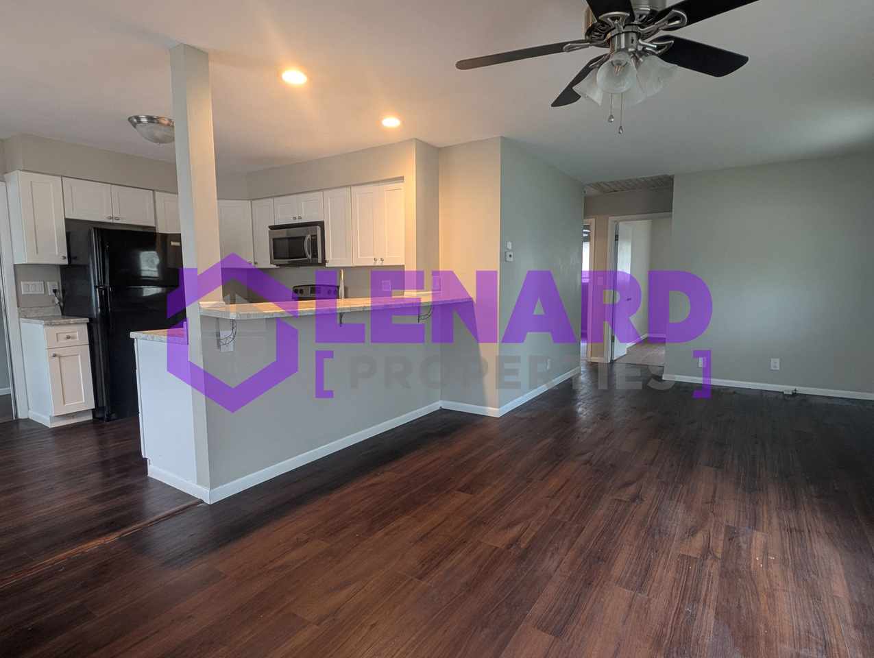 814 S Link Ave - Photo 3 of 13