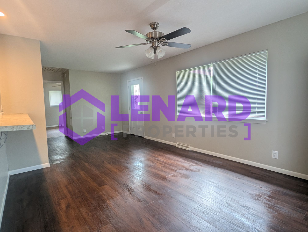 814 S Link Ave - Photo 6 of 13
