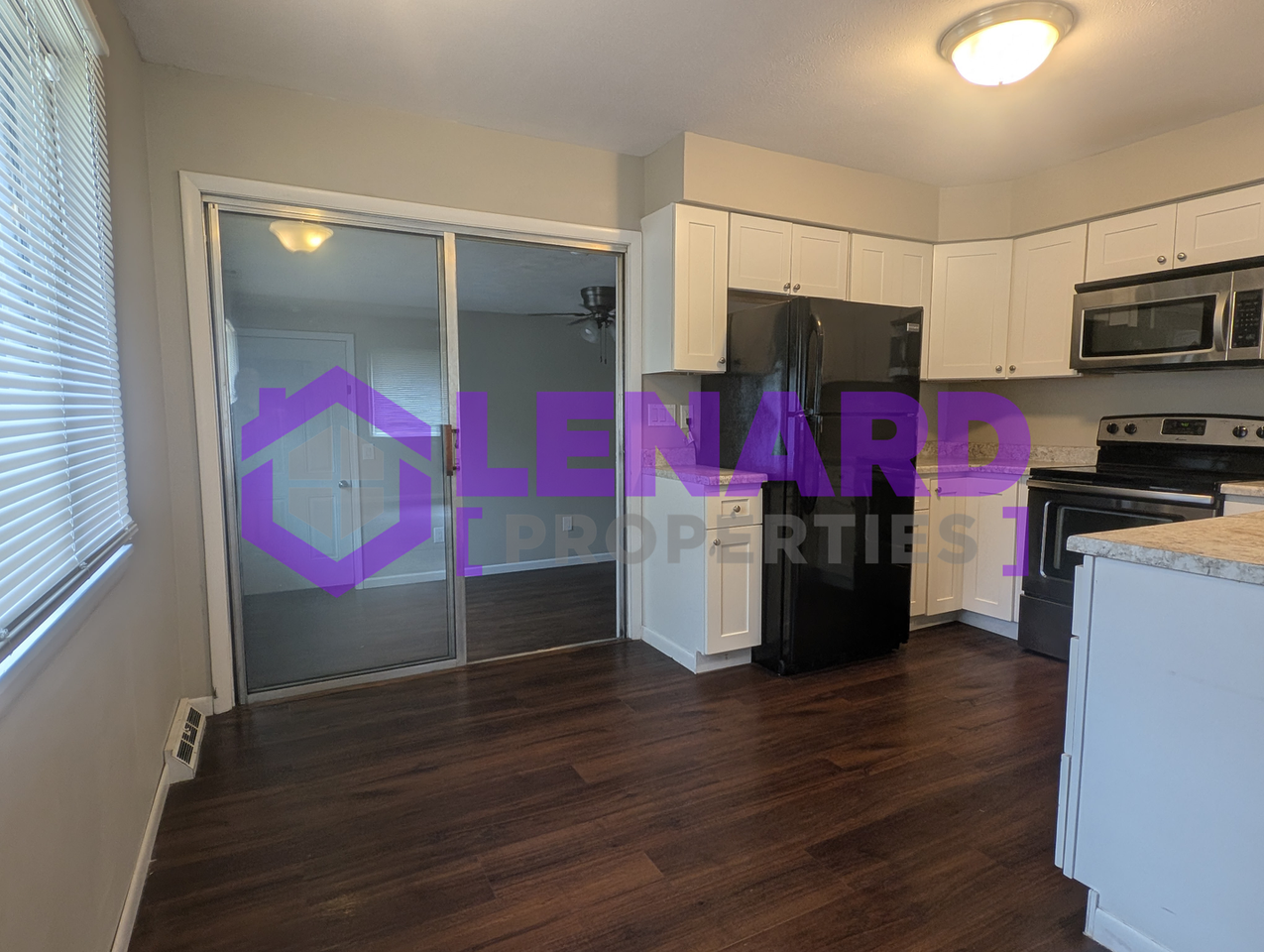 814 S Link Ave - Photo 7 of 13