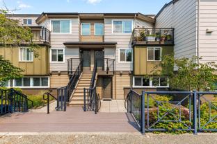 15827 Ne Leary Way - Photo 1 of 1