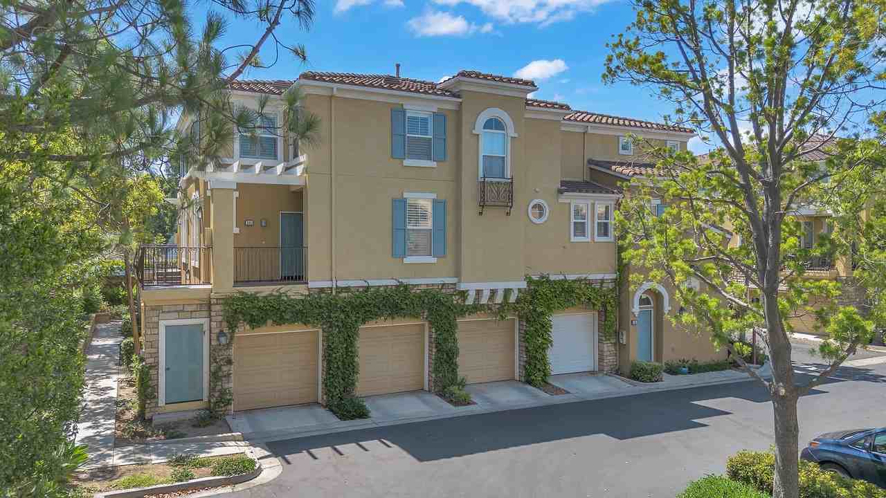 204 Terra Bella - Photo 2 of 33