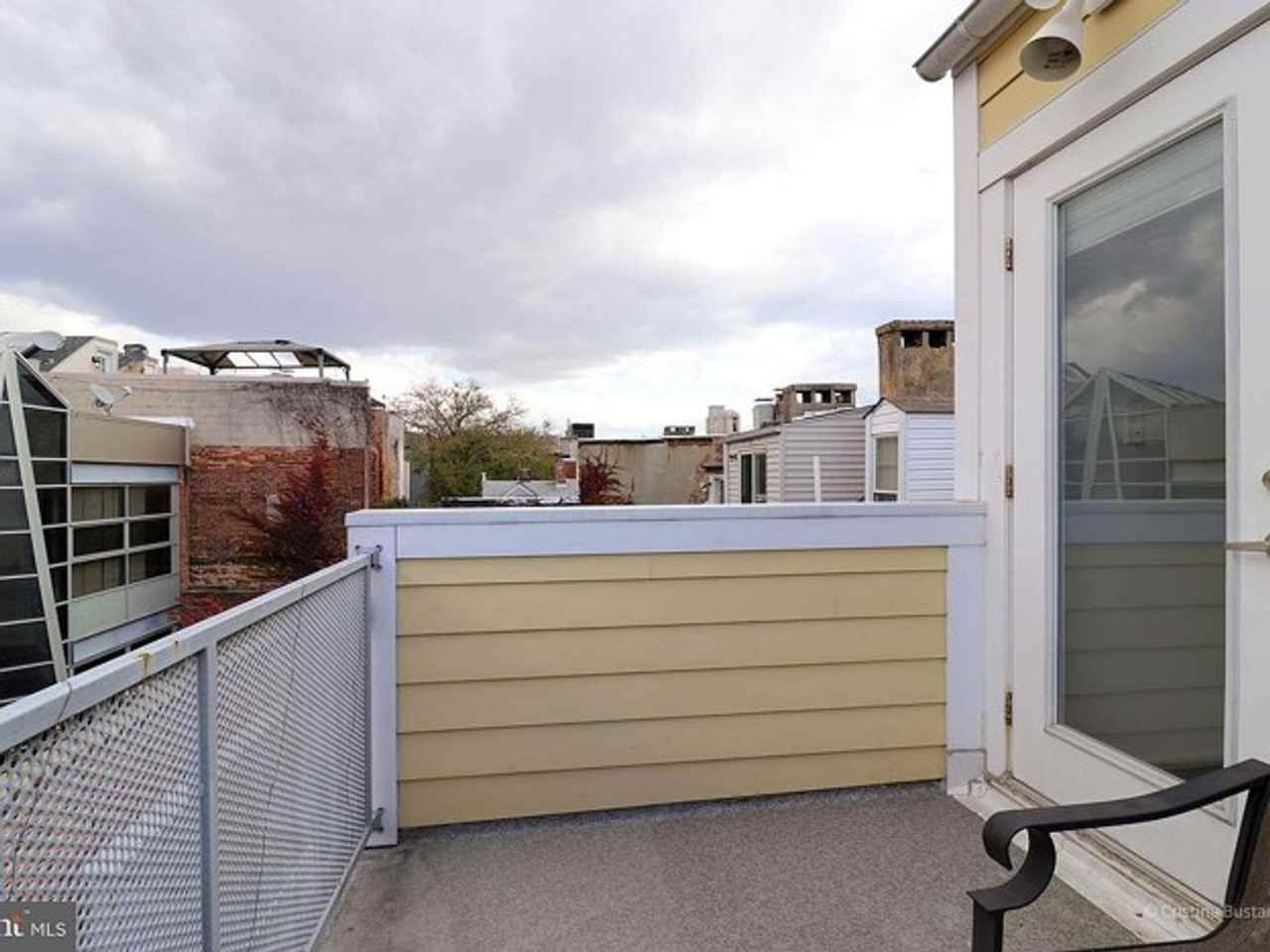 4 E Henrietta St - Photo 5 of 41